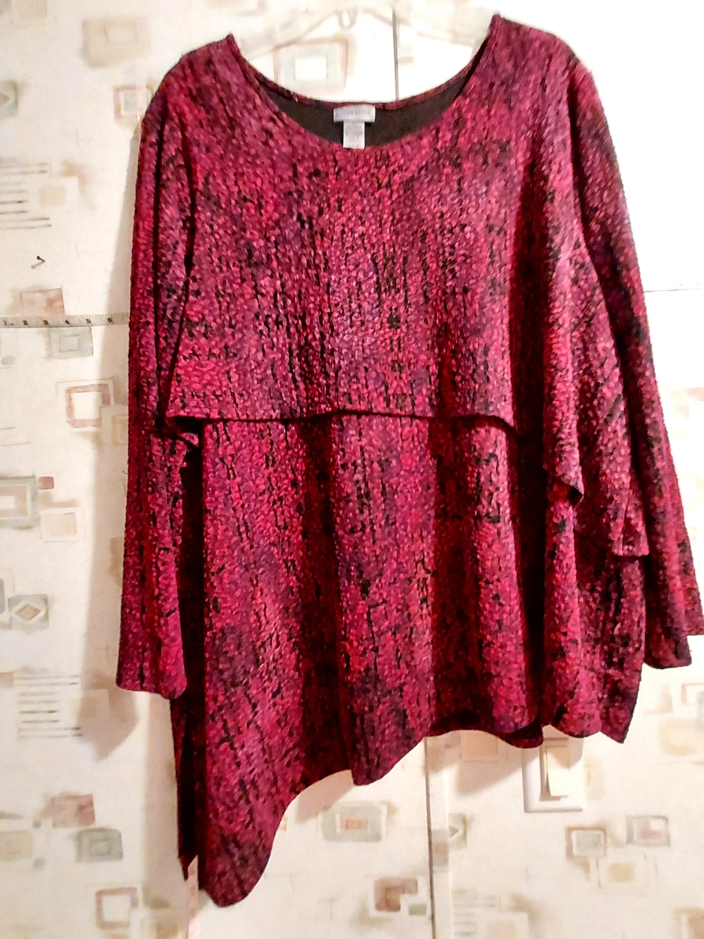 Catherines Abstract Asymmetrical Tunic in Red & Black Size 3X